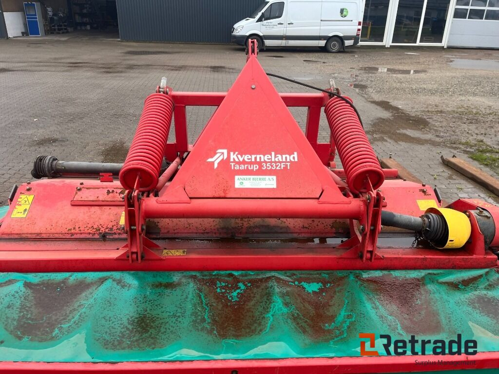 Slåmaskine Kverneland 3532 FT - MCF 08 Frontmonteret slåmaskine - الآلات والماكينات الزراعية: صور 3 Slåmaskine Kverneland 3532 FT - MCF 08 Frontmonteret slåmaskine - الآلات والماكينات الزراعية: صور 3