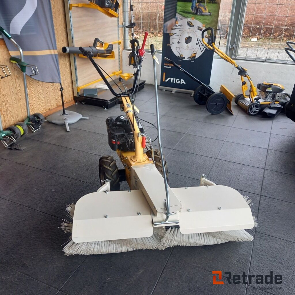 Stiga Fejemaskine - آلات البناء: صور 2 Stiga Fejemaskine - آلات البناء: صور 2