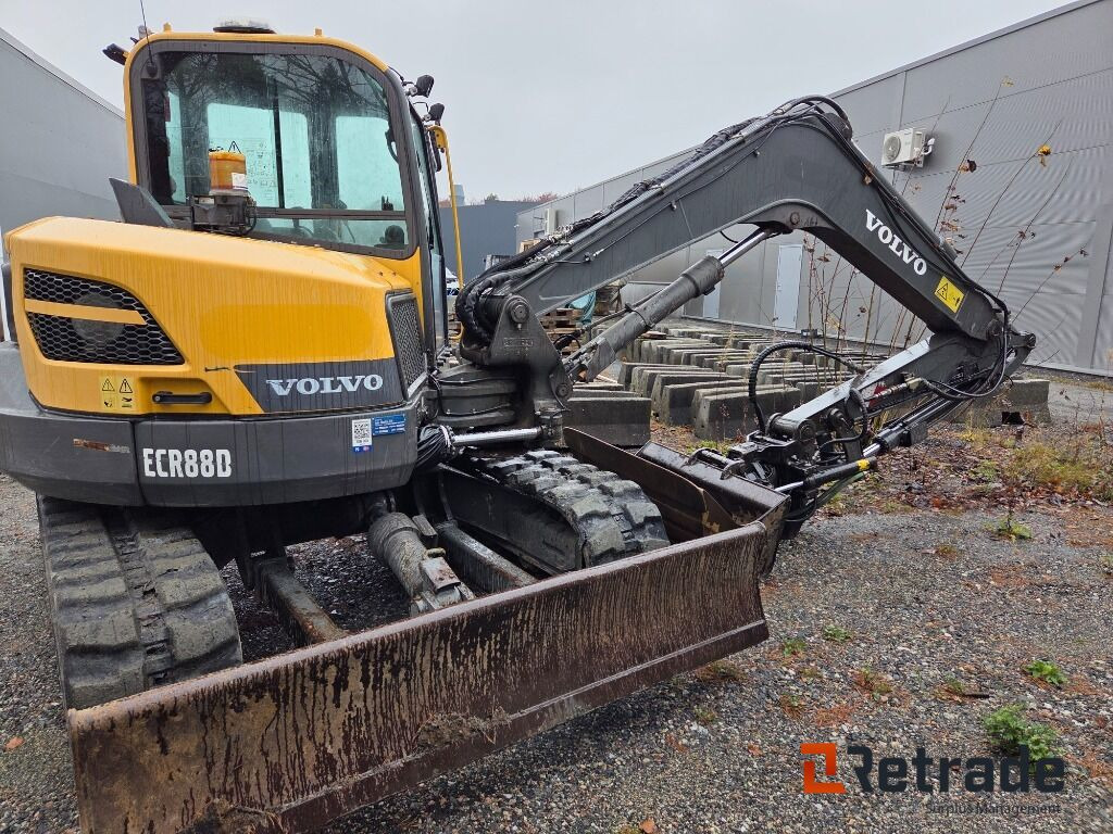 VOLVO ECR 88 2016 MOD ROTORTILT 3 BUCKET 2268 HOURS - حفارات زحافة: صور 3 VOLVO ECR 88 2016 MOD ROTORTILT 3 BUCKET 2268 HOURS - حفارات زحافة: صور 3