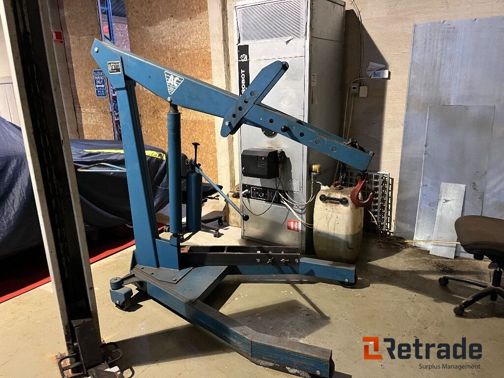 Værkstedsudstyr AC Motorkran W 25 - معدات صناعية: صور 1 Værkstedsudstyr AC Motorkran W 25 - معدات صناعية: صور 1