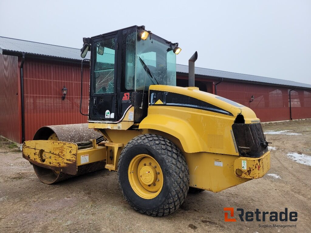 Vält Jordpackningsvält CAT CS 423 E - آلات البناء: صور 4 Vält Jordpackningsvält CAT CS 423 E - آلات البناء: صور 4