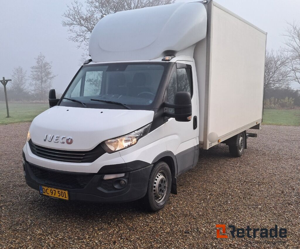 Varevogn Iveco 35s18 3,0d Wb4100 Aut. - سيارة: صور 1 Varevogn Iveco 35s18 3,0d Wb4100 Aut. - سيارة: صور 1
