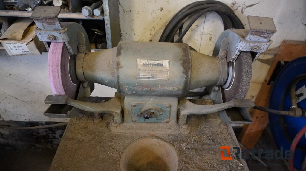 Verkstadsutrustning Smärgel / bänkslip - معدات صناعية: صور 3 Verkstadsutrustning Smärgel / bänkslip - معدات صناعية: صور 3