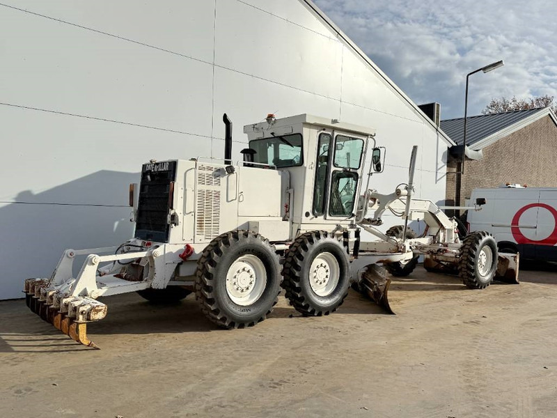 Cat 120H - CE Certified / Brand New Tyres! - آلة تسوية الأرض: صور 4 Cat 120H - CE Certified / Brand New Tyres! - آلة تسوية الأرض: صور 4