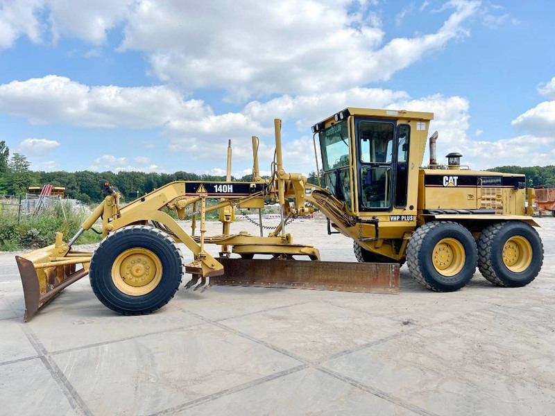 Cat 140H - CE Certified - Trimble GPS - آلة تسوية الأرض: صور 1 Cat 140H - CE Certified - Trimble GPS - آلة تسوية الأرض: صور 1