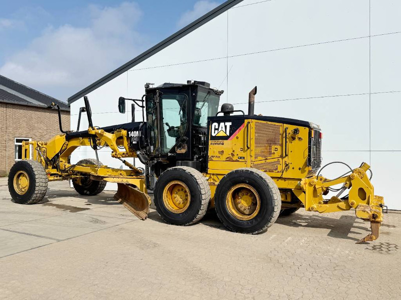 Cat 140M AWD 6x6 VHP Plus - Snowblade/ Ripper - آلة تسوية الأرض: صور 2 Cat 140M AWD 6x6 VHP Plus - Snowblade/ Ripper - آلة تسوية الأرض: صور 2
