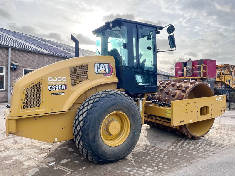 Cat CS66B - Excellent Condition / Low Hours / CE - مدحلة: صور 5 Cat CS66B - Excellent Condition / Low Hours / CE - مدحلة: صور 5