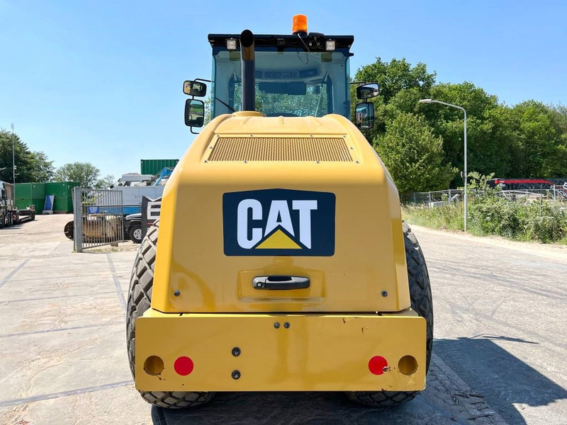 Cat CS66B - Excellent Condition / Low Hours / CE - مدحلة: صور 4 Cat CS66B - Excellent Condition / Low Hours / CE - مدحلة: صور 4