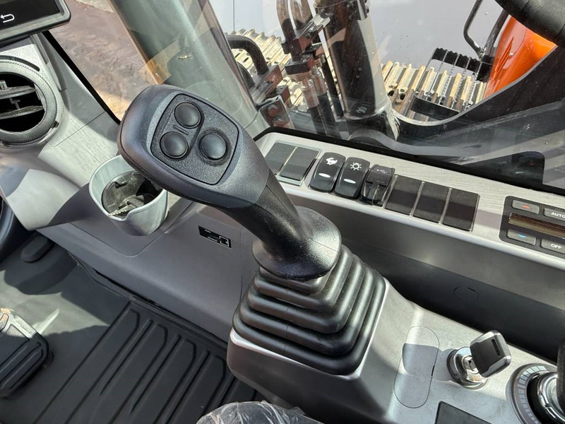 حفارات زحافة Doosan Develon DX205 *2025 Model* - Unused / Hammer Lines: صور 12 حفارات زحافة Doosan Develon DX205 *2025 Model* - Unused / Hammer Lines: صور 12