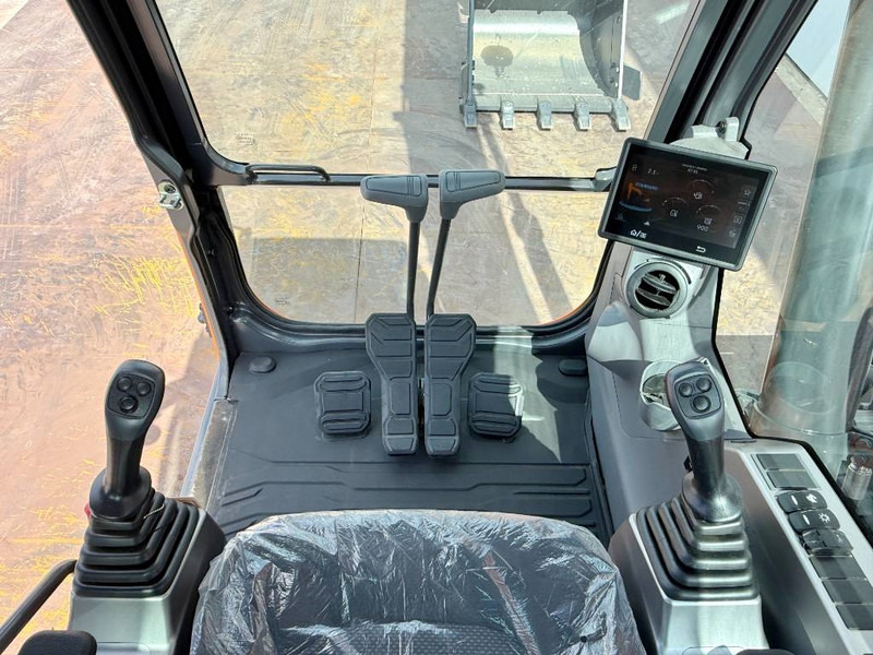 حفارات زحافة Doosan Develon DX205 *2025 Model* - Unused / Hammer Lines: صور 10 حفارات زحافة Doosan Develon DX205 *2025 Model* - Unused / Hammer Lines: صور 10