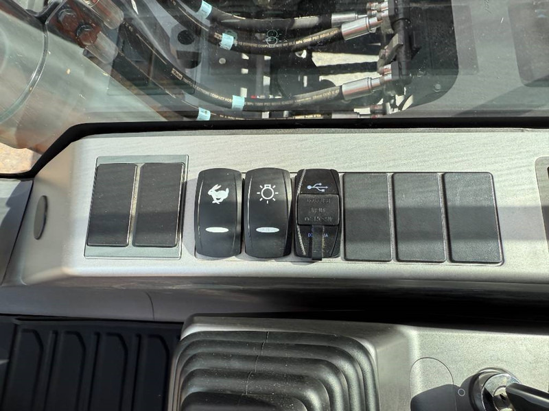 حفارات زحافة Doosan Develon DX205 *2025 Model* - Unused / Hammer Lines: صور 15 حفارات زحافة Doosan Develon DX205 *2025 Model* - Unused / Hammer Lines: صور 15