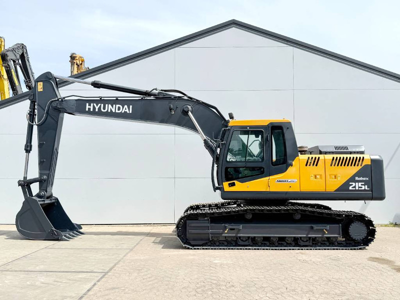 Hyundai R215L Smart Plus *2025 Model* - New / Unused - حفارات زحافة: صور 1 Hyundai R215L Smart Plus *2025 Model* - New / Unused - حفارات زحافة: صور 1