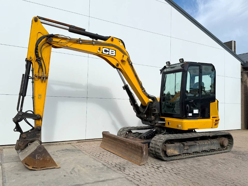 JCB 86C-1 - Hammer Lines / Quick Coupler - حفارة مصغرة: صور 2 JCB 86C-1 - Hammer Lines / Quick Coupler - حفارة مصغرة: صور 2