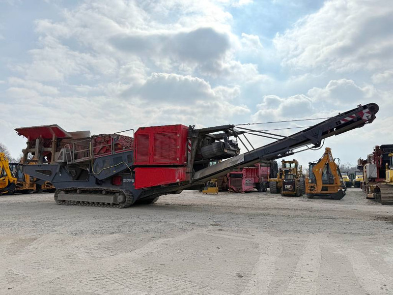 Kleemann MR122 K092 Impact Crusher / Dutch Machine - كسارة متحركه: صور 4 Kleemann MR122 K092 Impact Crusher / Dutch Machine - كسارة متحركه: صور 4