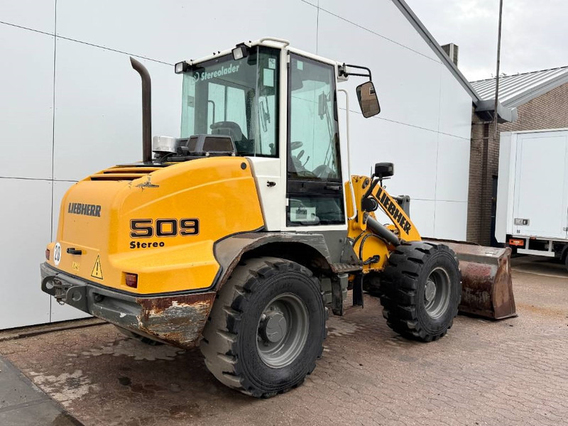 Liebherr L509 Stereo - German Machine / Automatic Greasing - اللودر بعجل: صور 5 Liebherr L509 Stereo - German Machine / Automatic Greasing - اللودر بعجل: صور 5