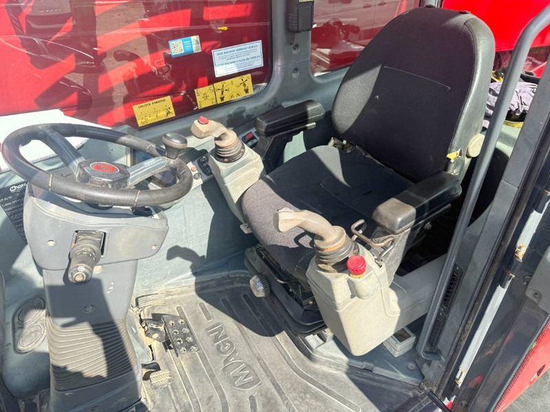 رافعة تلسكوبية MAGNI RTH5.30 - Remote Control / 4x4x4 / Airco: صور 8 رافعة تلسكوبية MAGNI RTH5.30 - Remote Control / 4x4x4 / Airco: صور 8