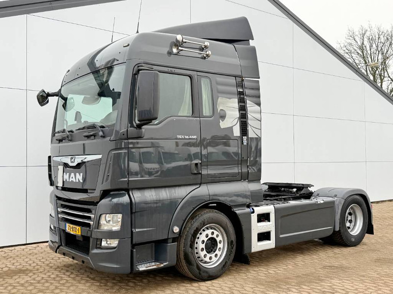 MAN TGX 18.460 XLX - Automatic Gearbox / Euro 6 - شاحنة جرار: صور 1 MAN TGX 18.460 XLX - Automatic Gearbox / Euro 6 - شاحنة جرار: صور 1