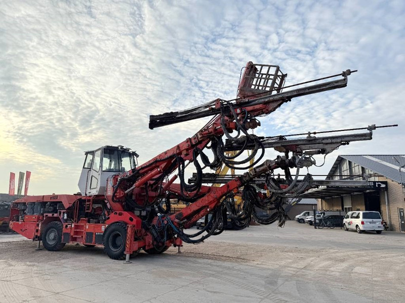 آلة حفر Sandvik DT1130-SC - 3x TB150 Drill Boom + Basket Boom: صور 8