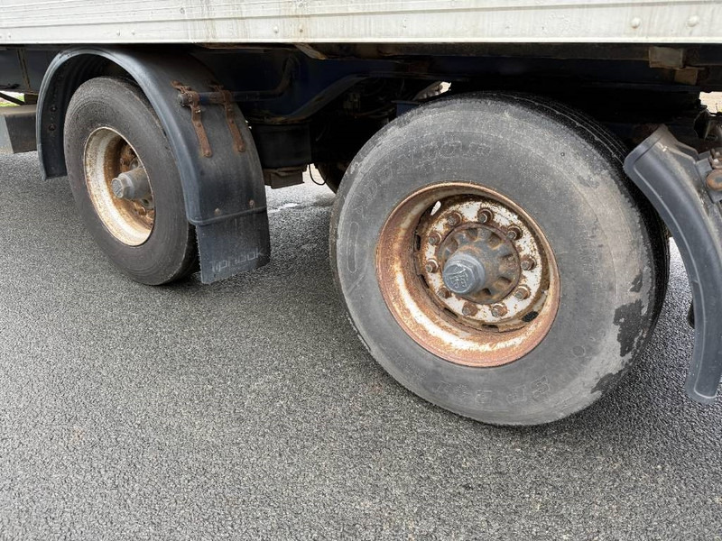 Schmitz Cargobull SKO 20 - Automatic Greasing / Forced Steering - بصندوق مغلق نصف مقطورة: صور 5 Schmitz Cargobull SKO 20 - Automatic Greasing / Forced Steering - بصندوق مغلق نصف مقطورة: صور 5