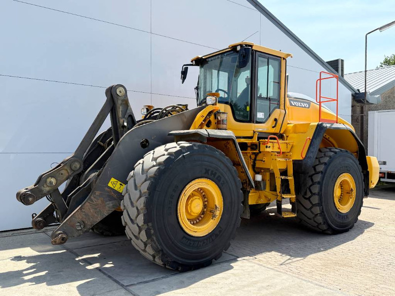 Volvo L220H - Bucket Included / 3rd Function - اللودر بعجل: صور 2 Volvo L220H - Bucket Included / 3rd Function - اللودر بعجل: صور 2