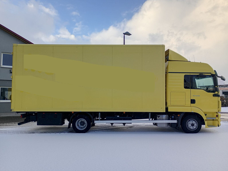 MAN Koffer 8.220 TGL Euro 6 2X Schlafplatz AHK - بصندوق مغلق شاحنة: صور 4 MAN Koffer 8.220 TGL Euro 6 2X Schlafplatz AHK - بصندوق مغلق شاحنة: صور 4