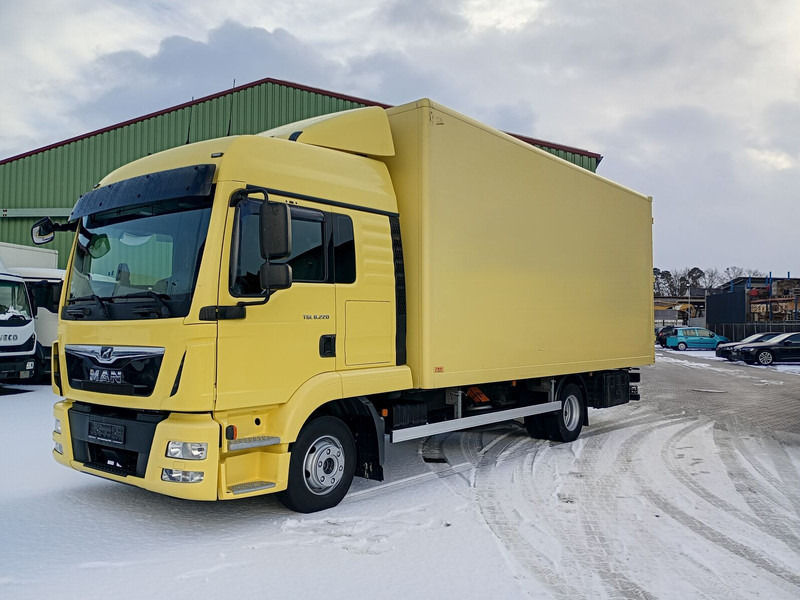 MAN Koffer 8.220 TGL Euro 6 2X Schlafplatz AHK - بصندوق مغلق شاحنة: صور 1 MAN Koffer 8.220 TGL Euro 6 2X Schlafplatz AHK - بصندوق مغلق شاحنة: صور 1