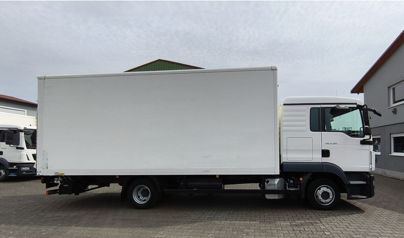 MAN TGL 8.190 Koffer gFH AHK LBW Euro 6 4x2 (11) - بصندوق مغلق شاحنة: صور 4 MAN TGL 8.190 Koffer gFH AHK LBW Euro 6 4x2 (11) - بصندوق مغلق شاحنة: صور 4