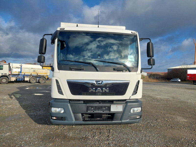 MAN TGL 8.190 L 4x2 Euro 6 LBW AHK - شاحنة ستارة: صور 3 MAN TGL 8.190 L 4x2 Euro 6 LBW AHK - شاحنة ستارة: صور 3
