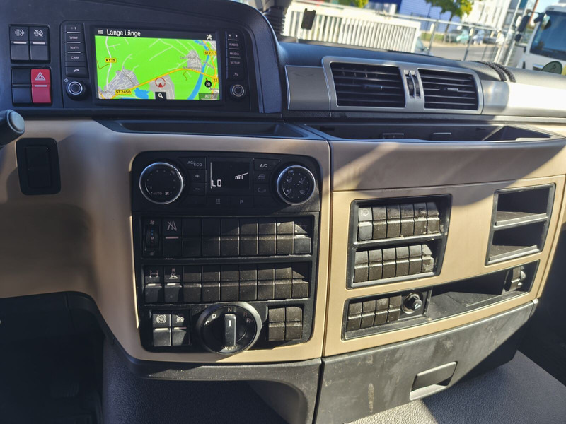 بصندوق مغلق شاحنة MAN TGL 8.220: صور 18 بصندوق مغلق شاحنة MAN TGL 8.220: صور 18