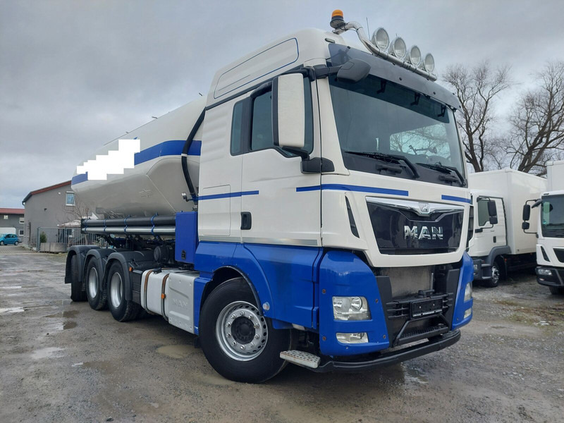 MAN TGX 35.440 Silo Euro 6 8x4 Lift+Lenk Klima (5) - شاحنة: صور 3 MAN TGX 35.440 Silo Euro 6 8x4 Lift+Lenk Klima (5) - شاحنة: صور 3