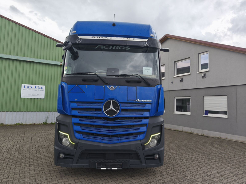 Mercedes-Benz Actros 2545 BDF - شاحنات الحاويات/ جسم علوي قابل للتغيير شاحنة: صور 3 Mercedes-Benz Actros 2545 BDF - شاحنات الحاويات/ جسم علوي قابل للتغيير شاحنة: صور 3