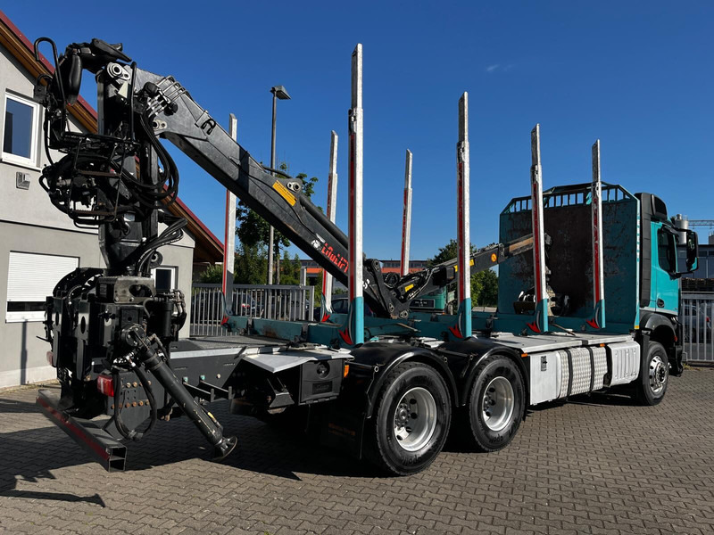 Mercedes-Benz Arocs 2653 - شاحنة قطع الأشجار: صور 5 Mercedes-Benz Arocs 2653 - شاحنة قطع الأشجار: صور 5