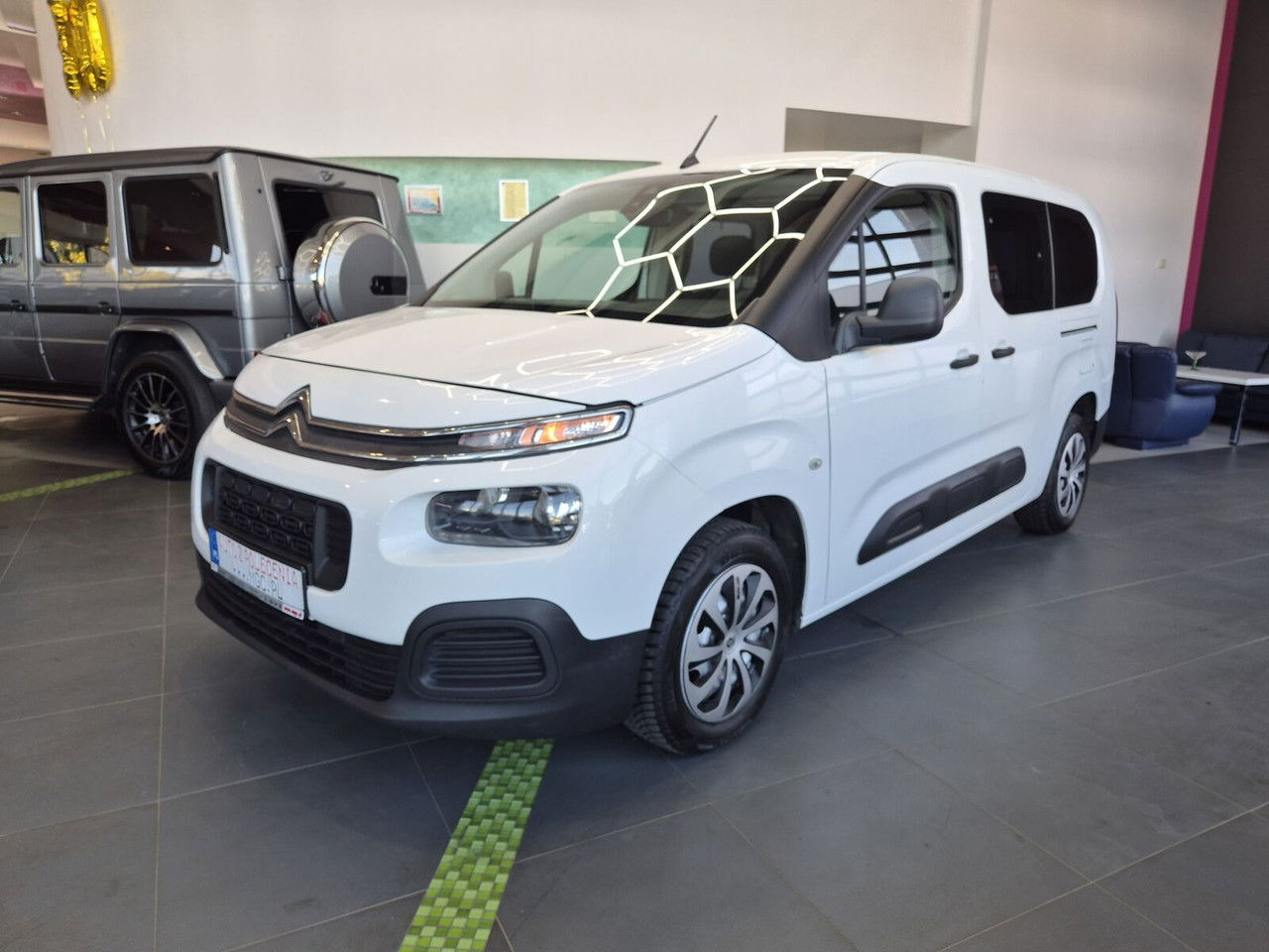 Citroën Berlingo 1.2 / 1 Owner / Serviced - فان: صور 2 Citroën Berlingo 1.2 / 1 Owner / Serviced - فان: صور 2