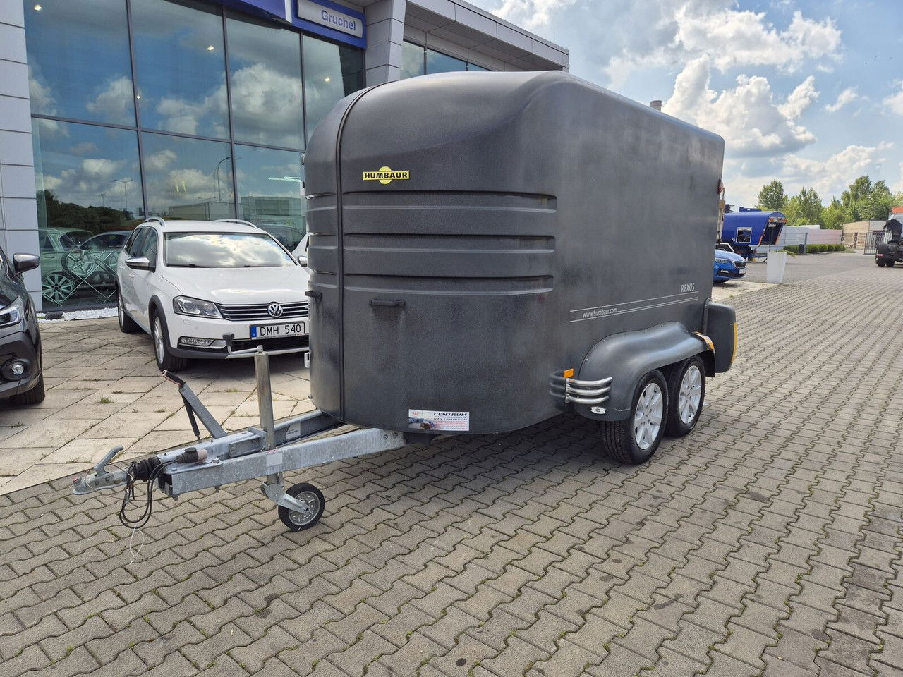 Humbaur Rexus 2000 / FOR Transporting 2 Horses, Ponies ANDBreedin Humbaur Rexus 2000 / FOR Transporting 2 Horses, Ponies ANDBreedin - عربة نقل خيل: صور 1 Humbaur Rexus 2000 / FOR Transporting 2 Horses, Ponies ANDBreedin Humbaur Rexus 2000 / FOR Transporting 2 Horses, Ponies ANDBreedin - عربة نقل خيل: صور 1
