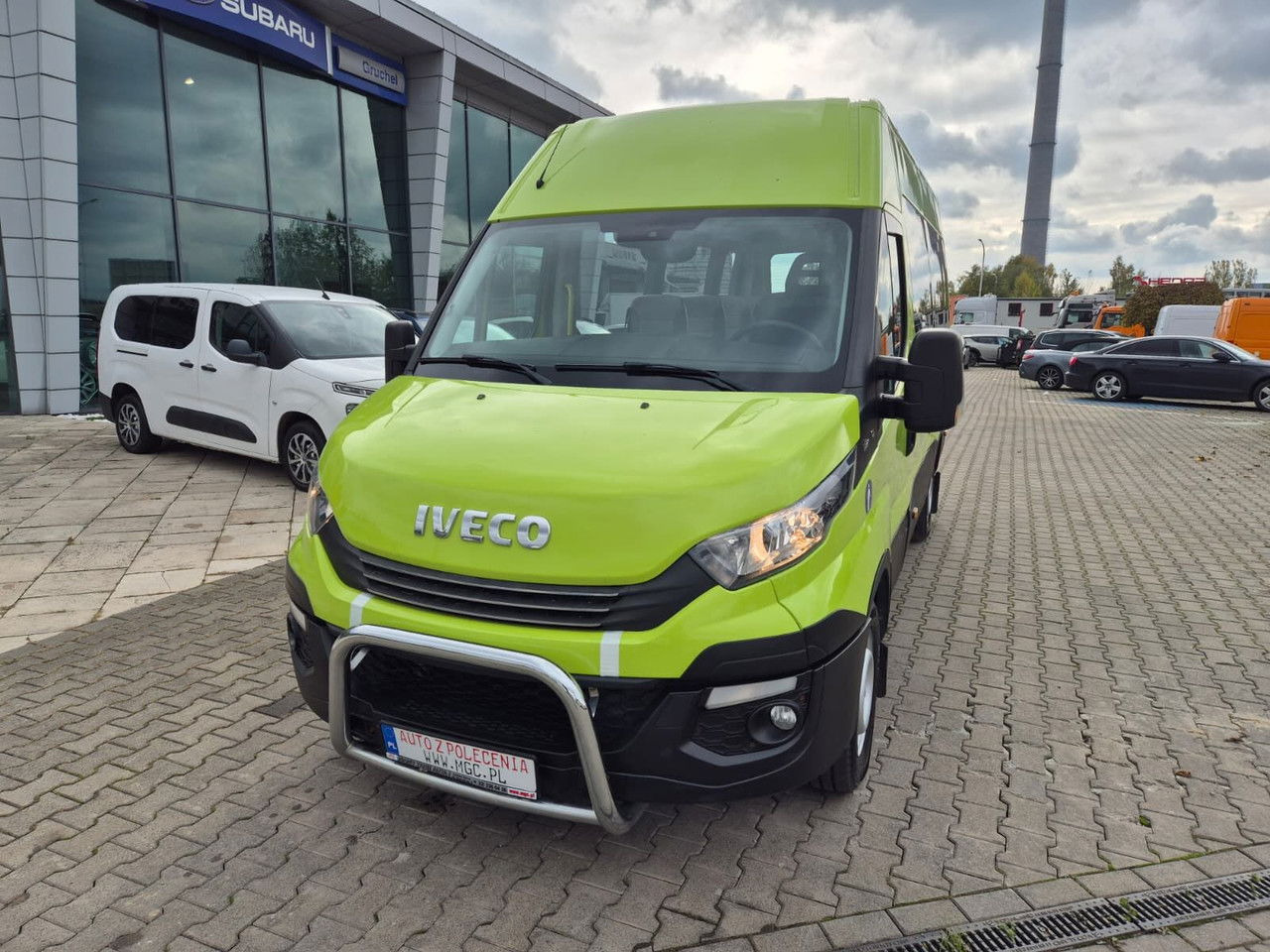 IVECO Daily 35S12 Hi-Matic / 10 Seats - صغيرة, ميكروباص: صور 3 IVECO Daily 35S12 Hi-Matic / 10 Seats - صغيرة, ميكروباص: صور 3