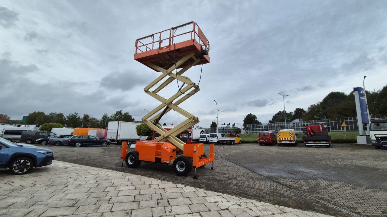 JLG 3394RT / 4X4 / 1 Owner - رافعات مقصية: صور 2 JLG 3394RT / 4X4 / 1 Owner - رافعات مقصية: صور 2