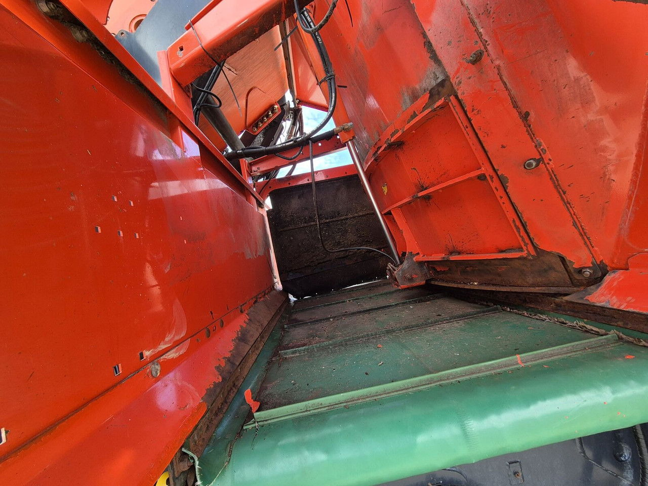 آلة خلط وتوزيع الأعلاف Kuhn SPW 22 Intense / LOW MTH / 1 Owner / Works Great: صور 30