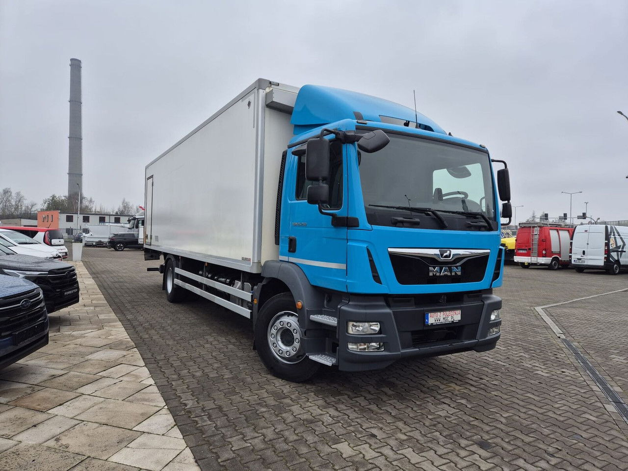 MAN TGM 15.250 1 Owner / Serviced / 2 Trucks IN Offer - بصندوق مغلق شاحنة: صور 5 MAN TGM 15.250 1 Owner / Serviced / 2 Trucks IN Offer - بصندوق مغلق شاحنة: صور 5