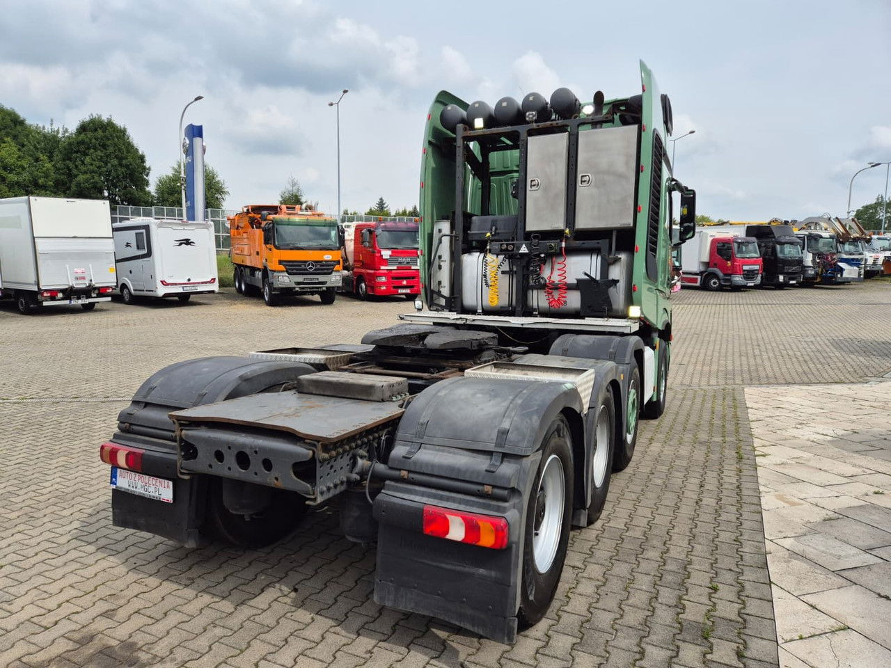 شاحنة جرار Mercedes-Benz Actros 4163 8X4 / 1 Owner / LOW KM / Super Condition: صور 9 شاحنة جرار Mercedes-Benz Actros 4163 8X4 / 1 Owner / LOW KM / Super Condition: صور 9