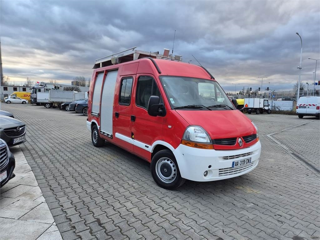 Renault Master 2.5 DCi / ONLY 25TKM!!! / LIKE NEW / WE HAV - المطافئ: صور 5 Renault Master 2.5 DCi / ONLY 25TKM!!! / LIKE NEW / WE HAV - المطافئ: صور 5
