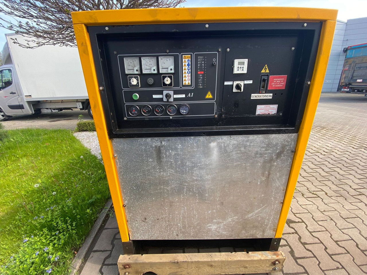 SDMO NS 60 W M, Silent generator 60kVA, 48KW NS 60 W M, Silent generator 60kVA, 48KW - مجموعة المولدات: صور 3 SDMO NS 60 W M, Silent generator 60kVA, 48KW NS 60 W M, Silent generator 60kVA, 48KW - مجموعة المولدات: صور 3