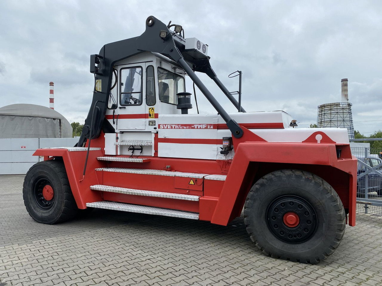 SVETRUCK Svetruck TMF 12/9 HB / 1 Owner / Elme Spreader / Wood LOG A RM - رافعات حاويات: صور 2 SVETRUCK Svetruck TMF 12/9 HB / 1 Owner / Elme Spreader / Wood LOG A RM - رافعات حاويات: صور 2