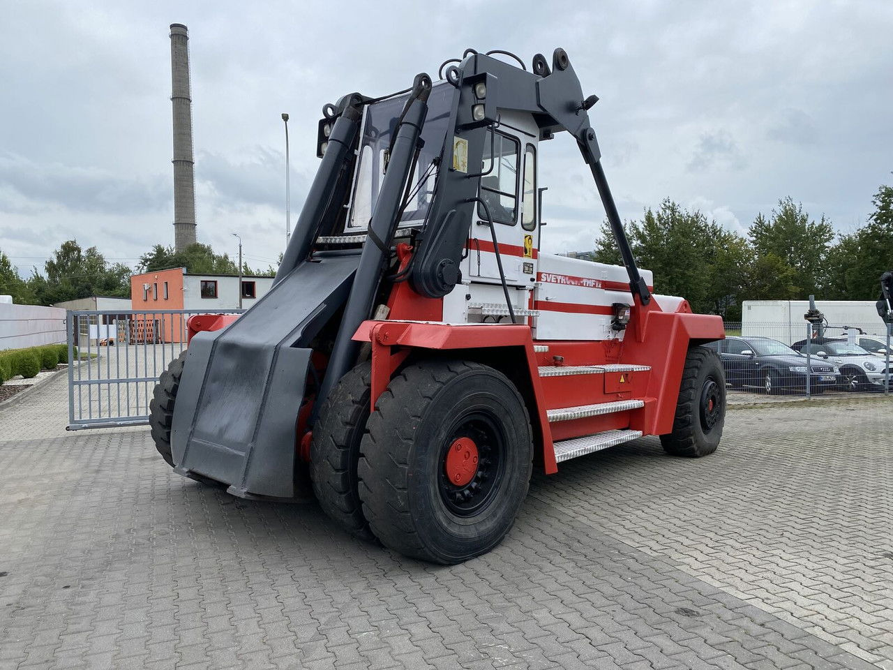 Svetruck TMF 12/9 HB / 1 Owner / Elme Spreader / Wood LOG A RM - رافعات حاويات: صور 4 Svetruck TMF 12/9 HB / 1 Owner / Elme Spreader / Wood LOG A RM - رافعات حاويات: صور 4