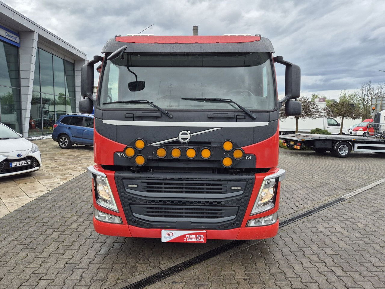 VOLVO Volvo FM 330 Webasto / HDS Hiab / 1 Owner - شاحنات مسطحة, شاحنة كرين: صور 4 VOLVO Volvo FM 330 Webasto / HDS Hiab / 1 Owner - شاحنات مسطحة, شاحنة كرين: صور 4