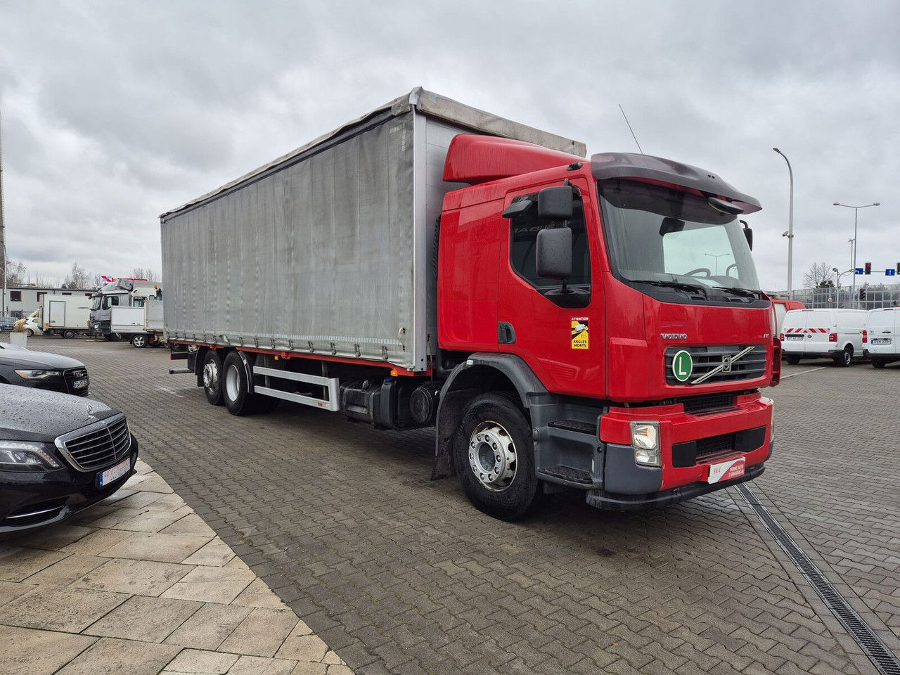 Volvo FE 320 62R / Serviced / 22 EP / Euro 4 - شاحنة ستارة: صور 4 Volvo FE 320 62R / Serviced / 22 EP / Euro 4 - شاحنة ستارة: صور 4