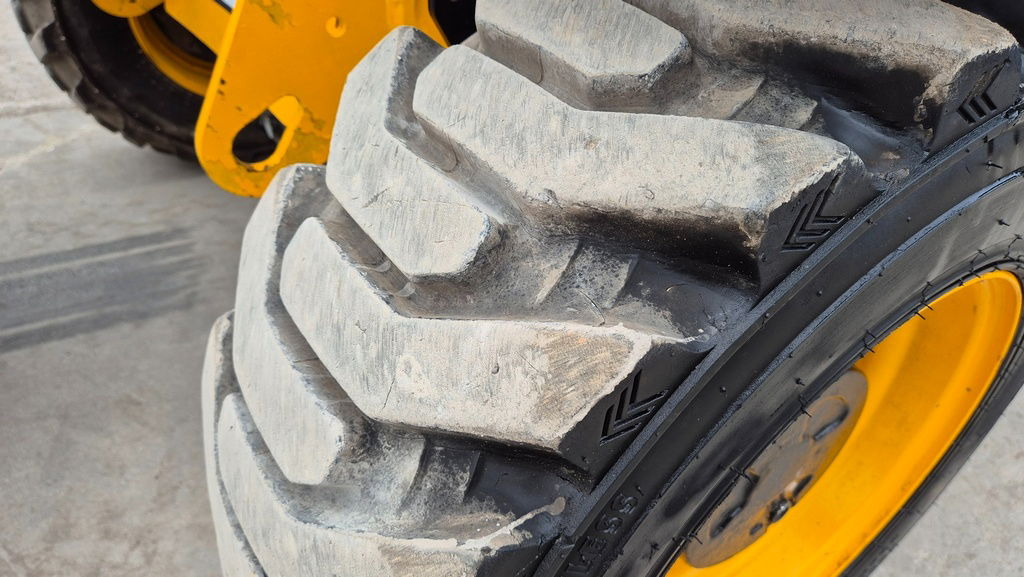 JCB 525-60 HI-VIZ - 2022 Year - 965 Hours - 6M - 2.5T - رافعة شوكية: صور 5 JCB 525-60 HI-VIZ - 2022 Year - 965 Hours - 6M - 2.5T - رافعة شوكية: صور 5