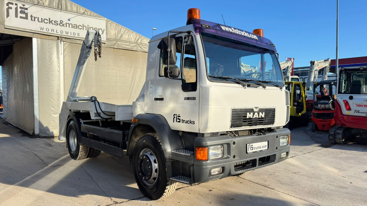 MAN 18.284 LK 4x2 absetz tipper - euro 2 - شاحنات الحاويات/ جسم علوي قابل للتغيير شاحنة: صور 3 MAN 18.284 LK 4x2 absetz tipper - euro 2 - شاحنات الحاويات/ جسم علوي قابل للتغيير شاحنة: صور 3
