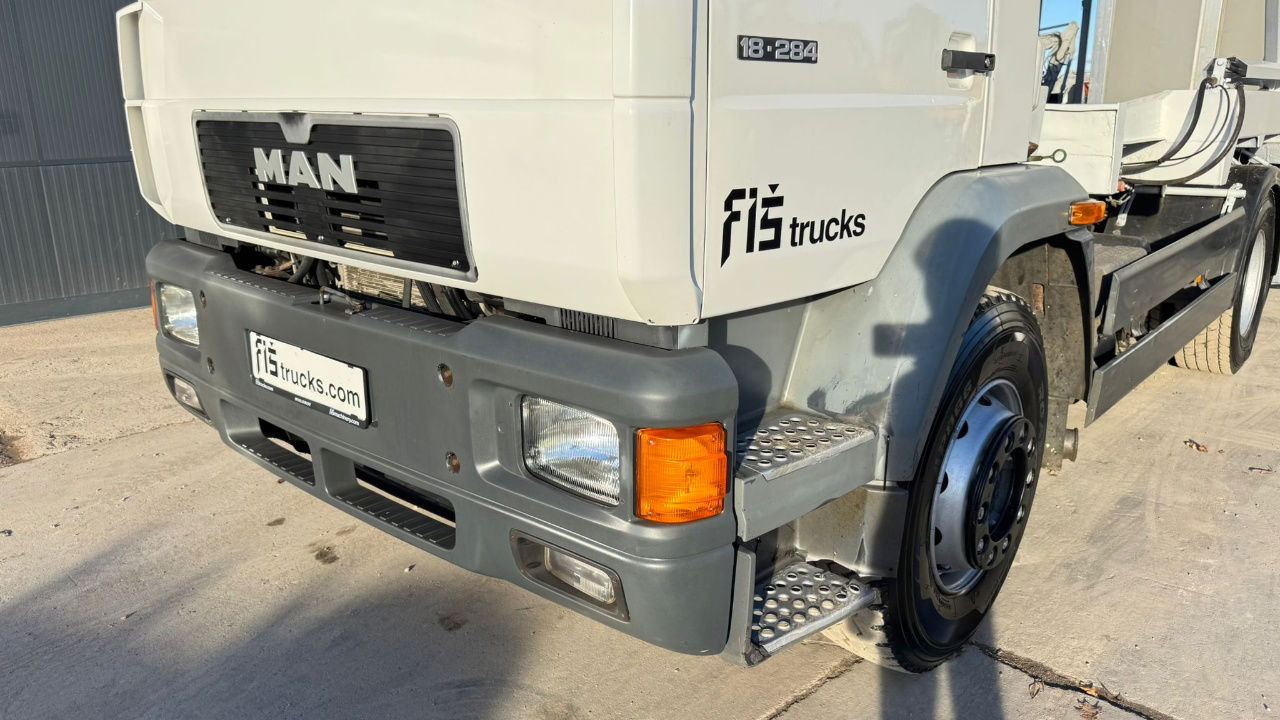 MAN 18.284 LK 4x2 absetz tipper - euro 2 - شاحنات الحاويات/ جسم علوي قابل للتغيير شاحنة: صور 2 MAN 18.284 LK 4x2 absetz tipper - euro 2 - شاحنات الحاويات/ جسم علوي قابل للتغيير شاحنة: صور 2