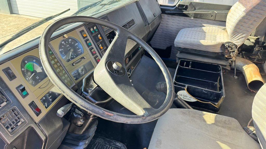 تأجير MAN 25.272 6x4 chassis- complete spring MAN 25.272 6x4 chassis- complete spring: صور 11 تأجير MAN 25.272 6x4 chassis- complete spring MAN 25.272 6x4 chassis- complete spring: صور 11