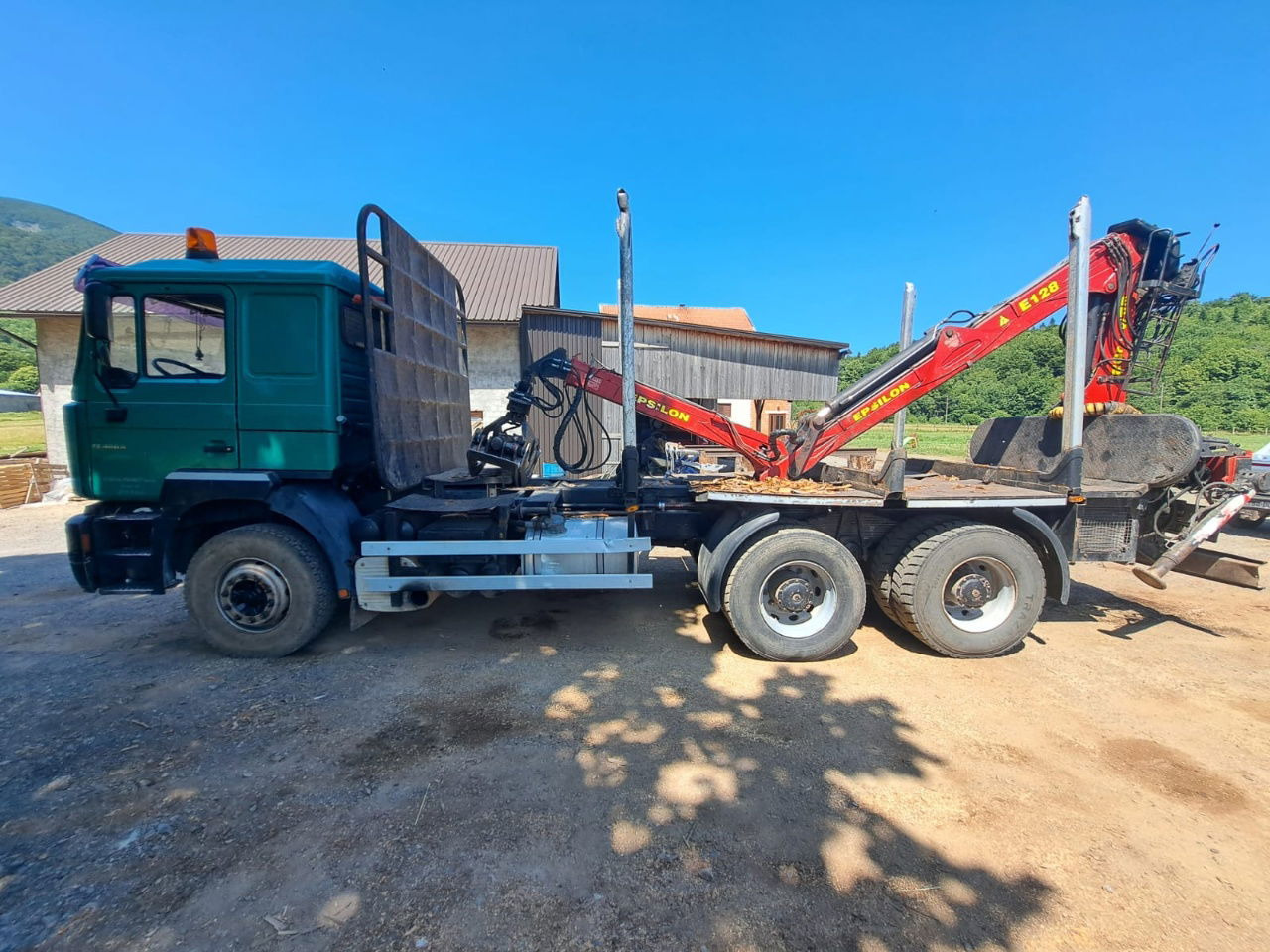 MAN 33.464 6x4 forest truck - Complete Spring - Epsilon E128 + scissors - شاحنة قطع الأشجار: صور 3 MAN 33.464 6x4 forest truck - Complete Spring - Epsilon E128 + scissors - شاحنة قطع الأشجار: صور 3